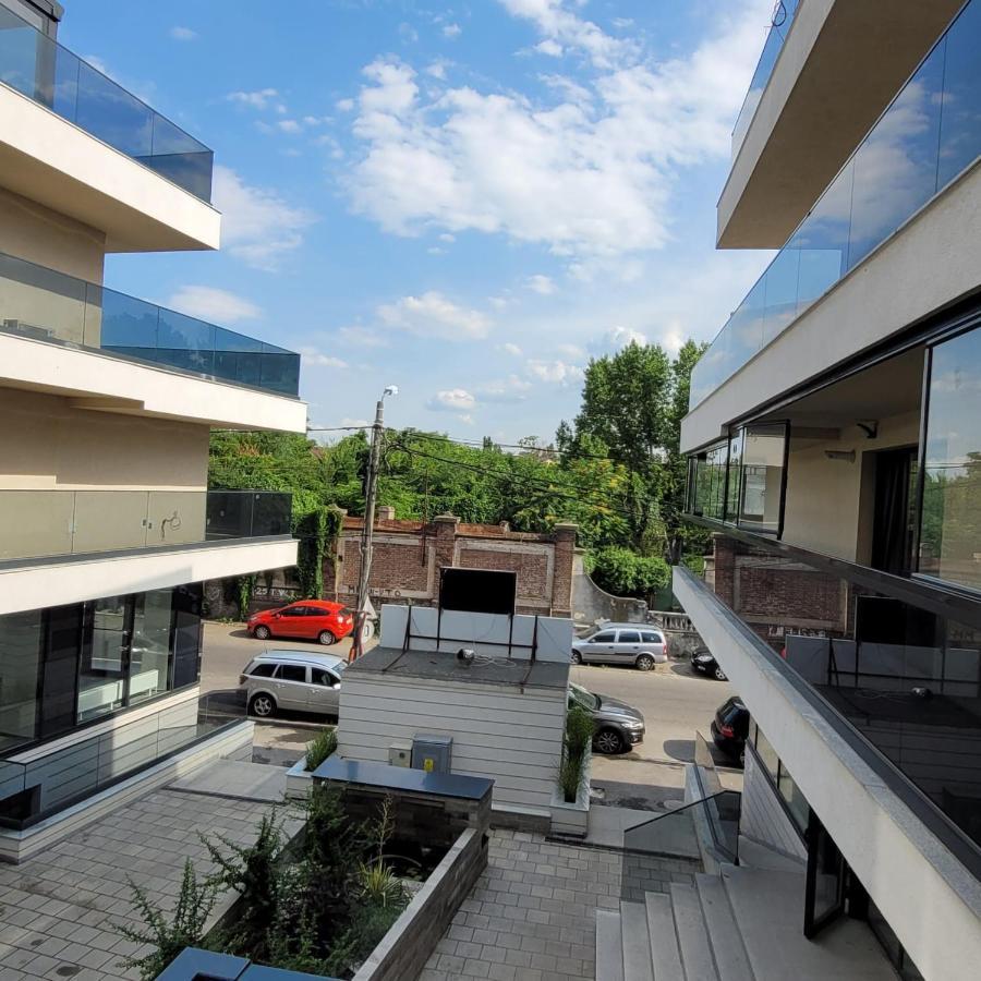 Studio 10 - Catedral Residence Bucharest - Free Parking المظهر الخارجي الصورة