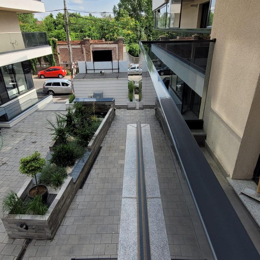 Studio 10 - Catedral Residence Bucharest - Free Parking المظهر الخارجي الصورة