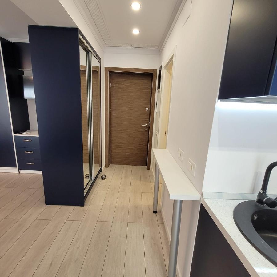 Studio 10 - Catedral Residence Bucharest - Free Parking المظهر الخارجي الصورة